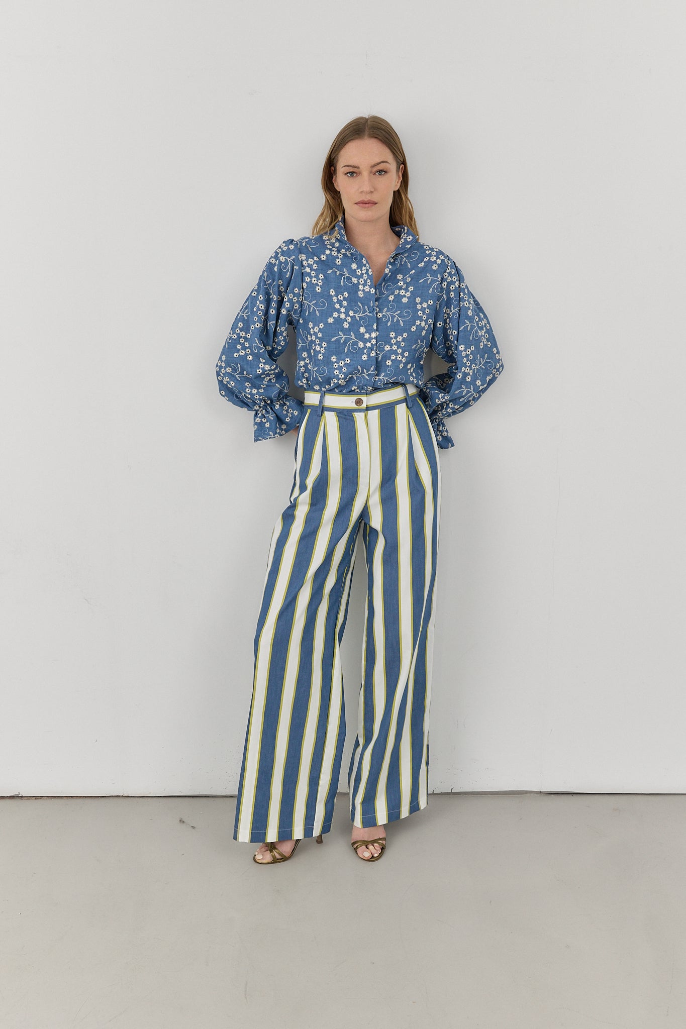 BLUSA AVIÑON AZUL