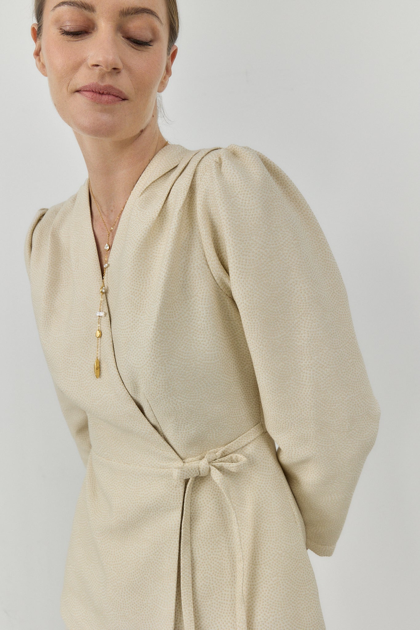 CHAQUETA MILÁN BEIGE