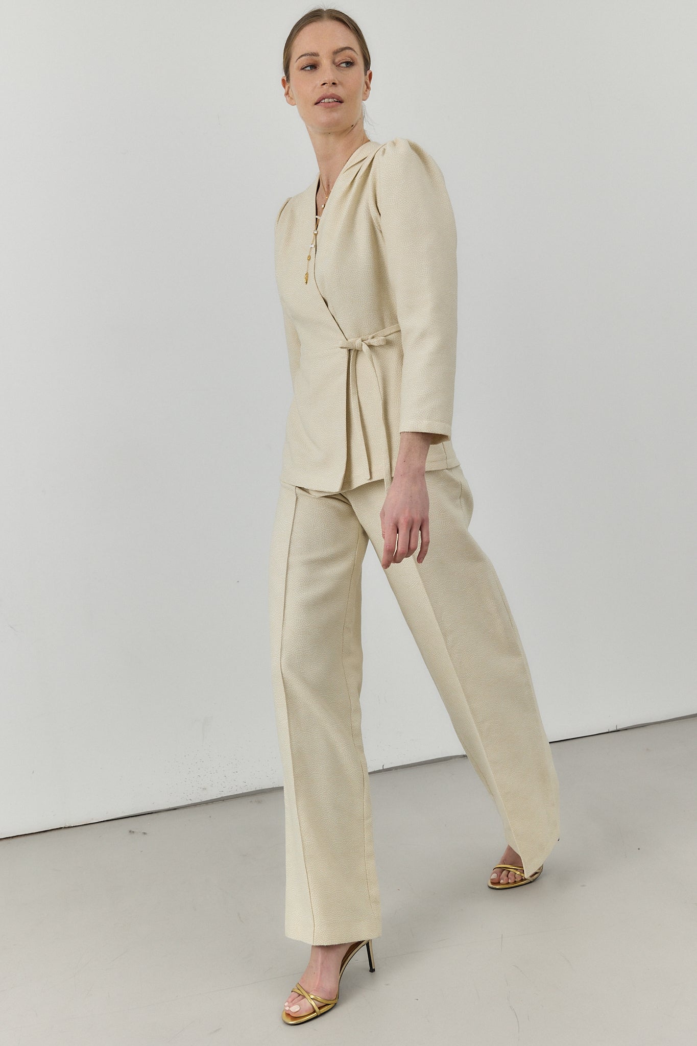 CHAQUETA MILÁN BEIGE