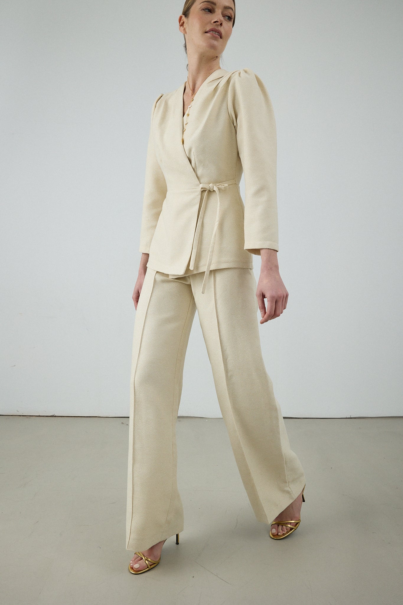CHAQUETA MILÁN BEIGE