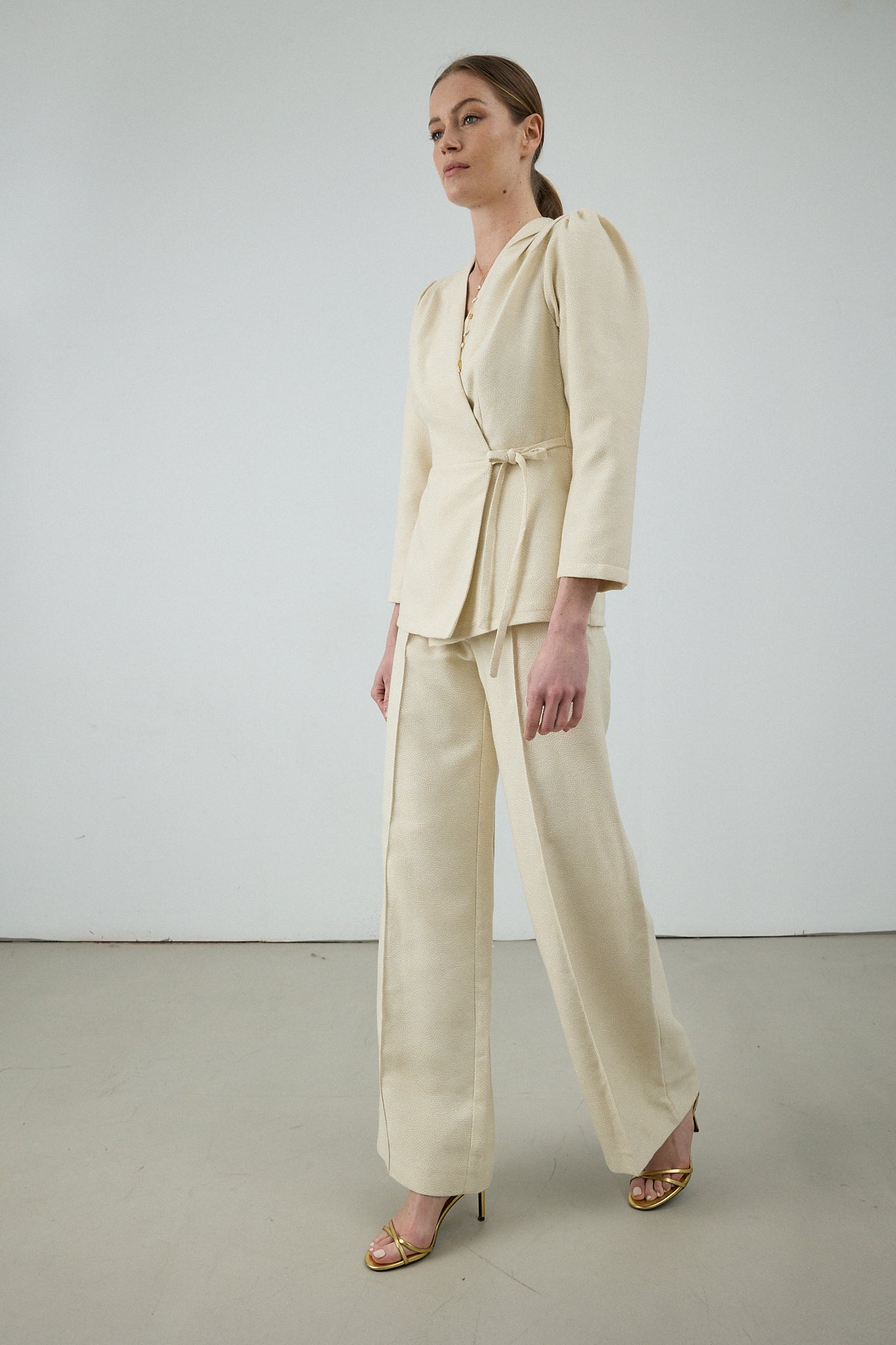 CHAQUETA MILÁN BEIGE