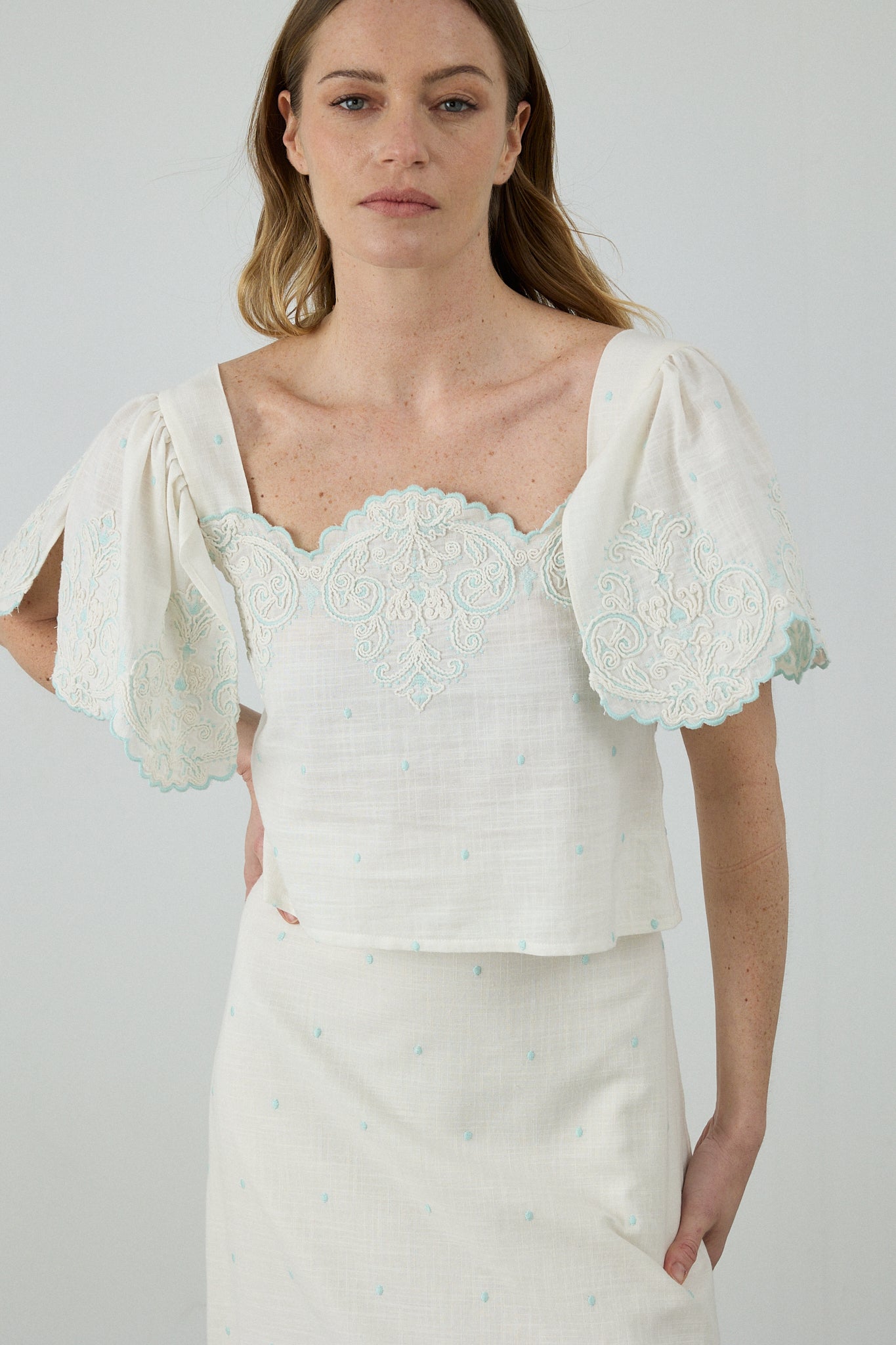 TOP CHLOE