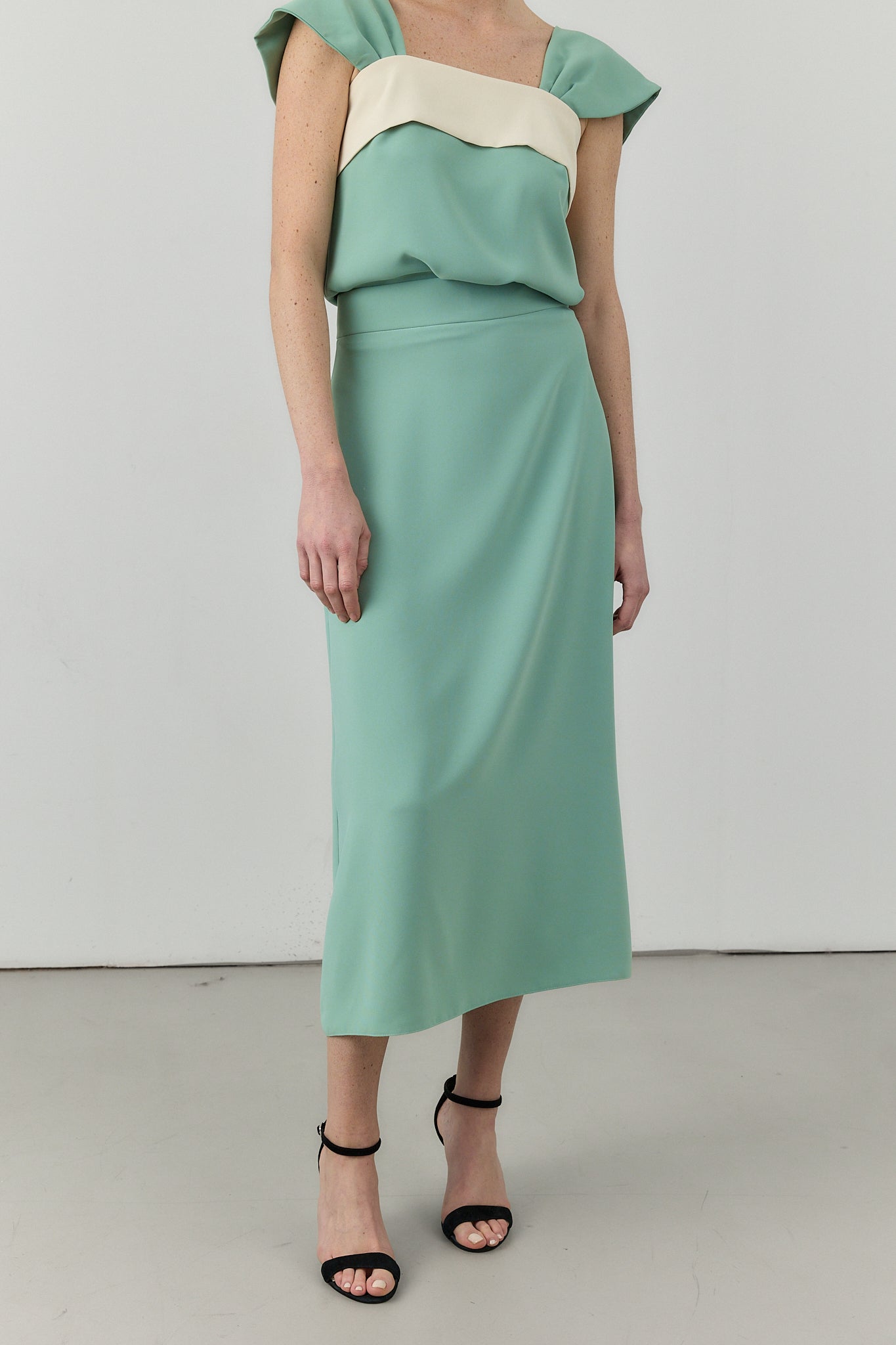 FALDA CALDELAS VERDE