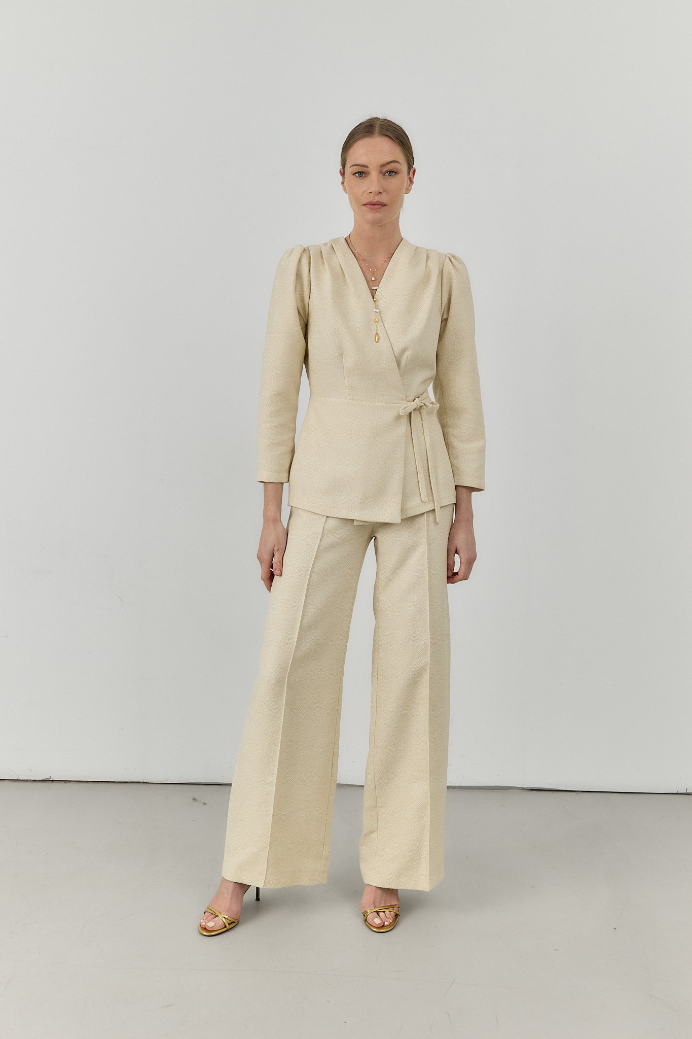 CHAQUETA MILÁN BEIGE