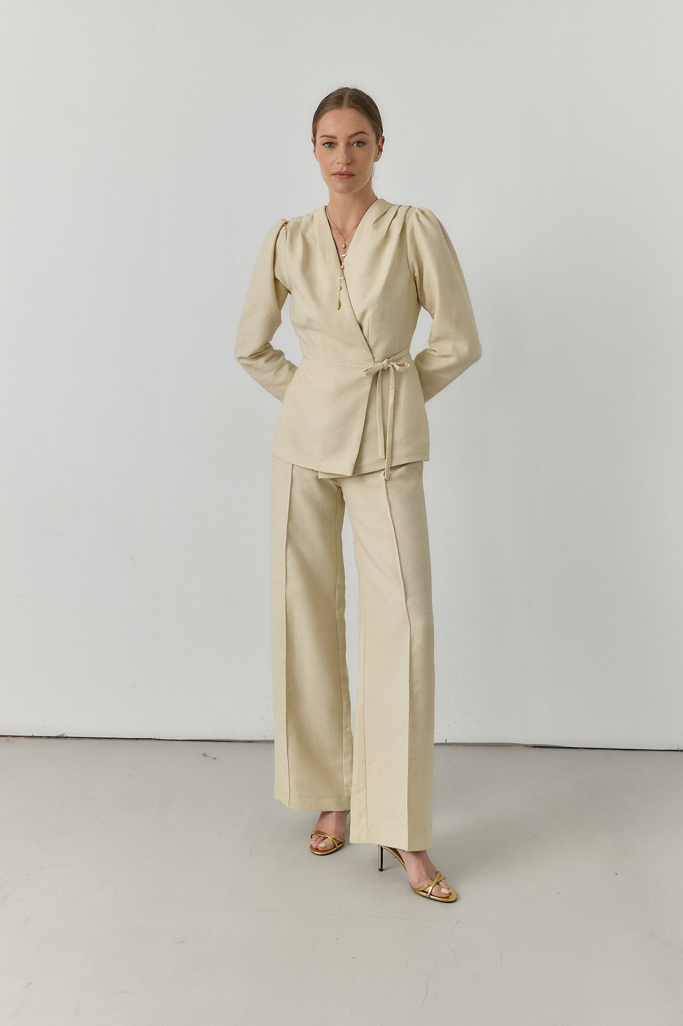 CHAQUETA MILÁN BEIGE