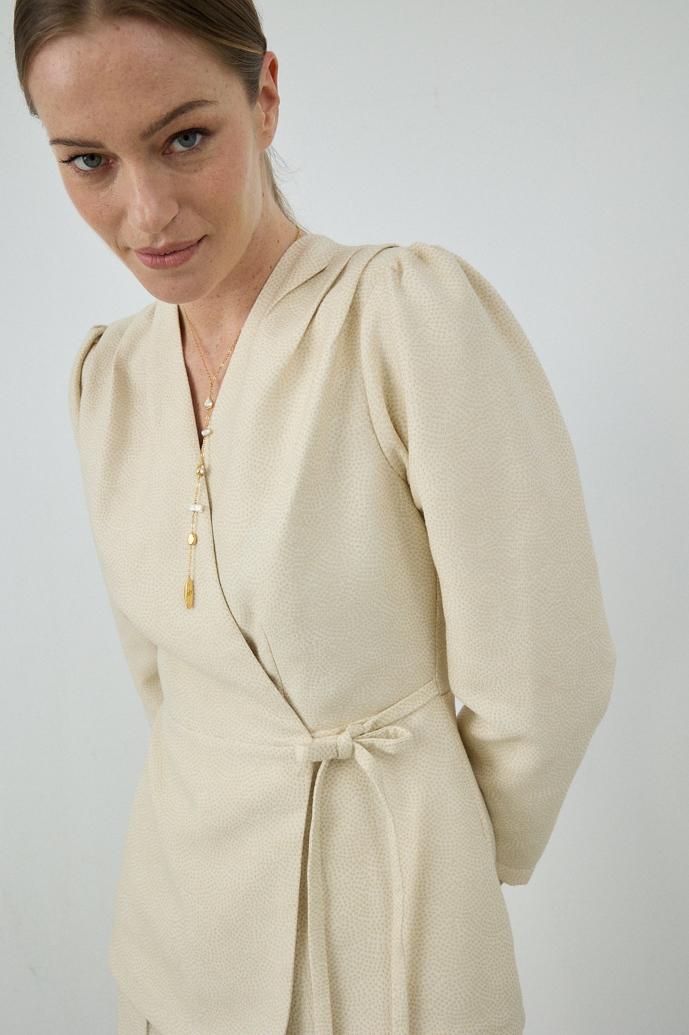CHAQUETA MILÁN BEIGE