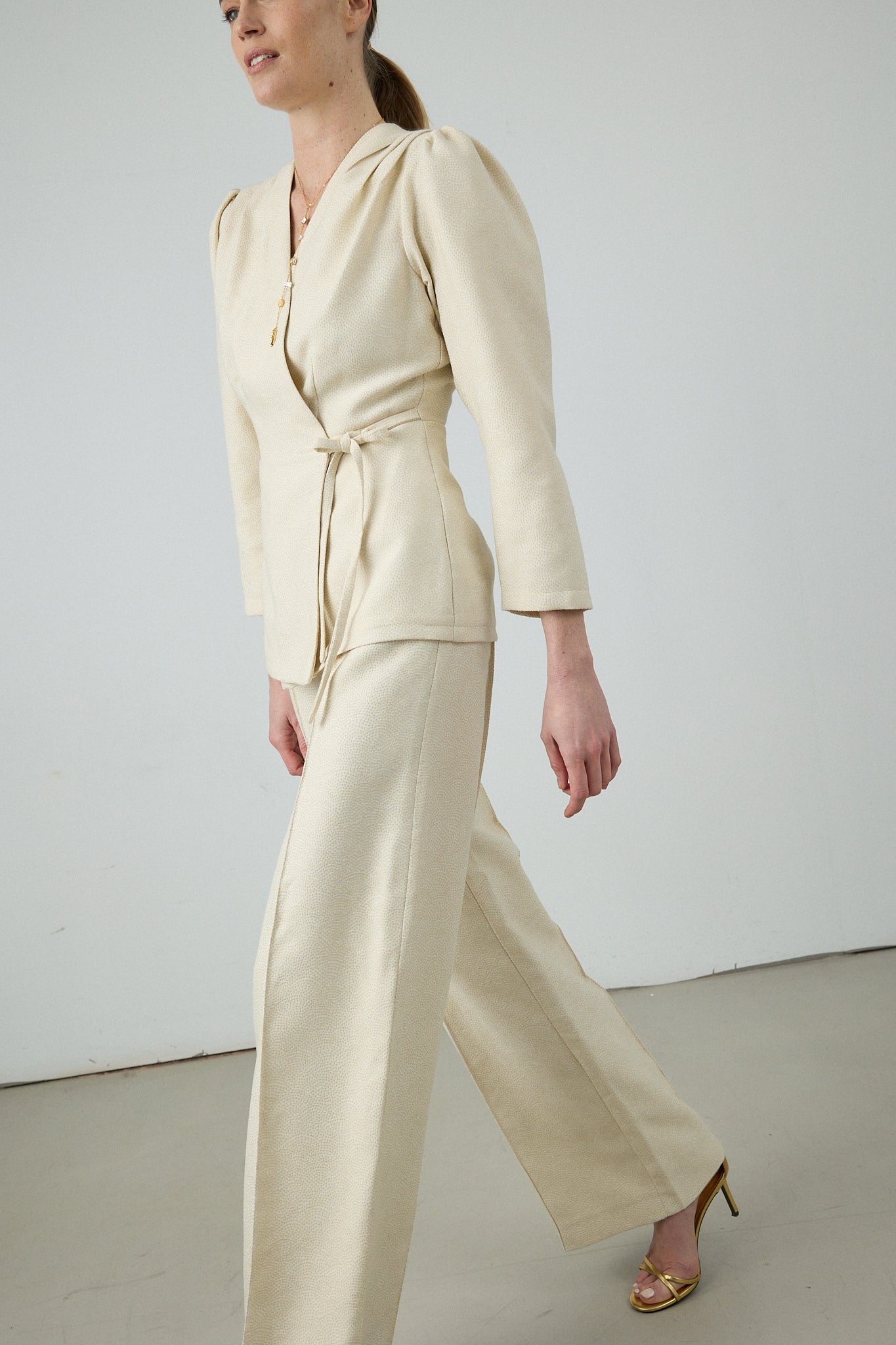 CHAQUETA MILÁN BEIGE