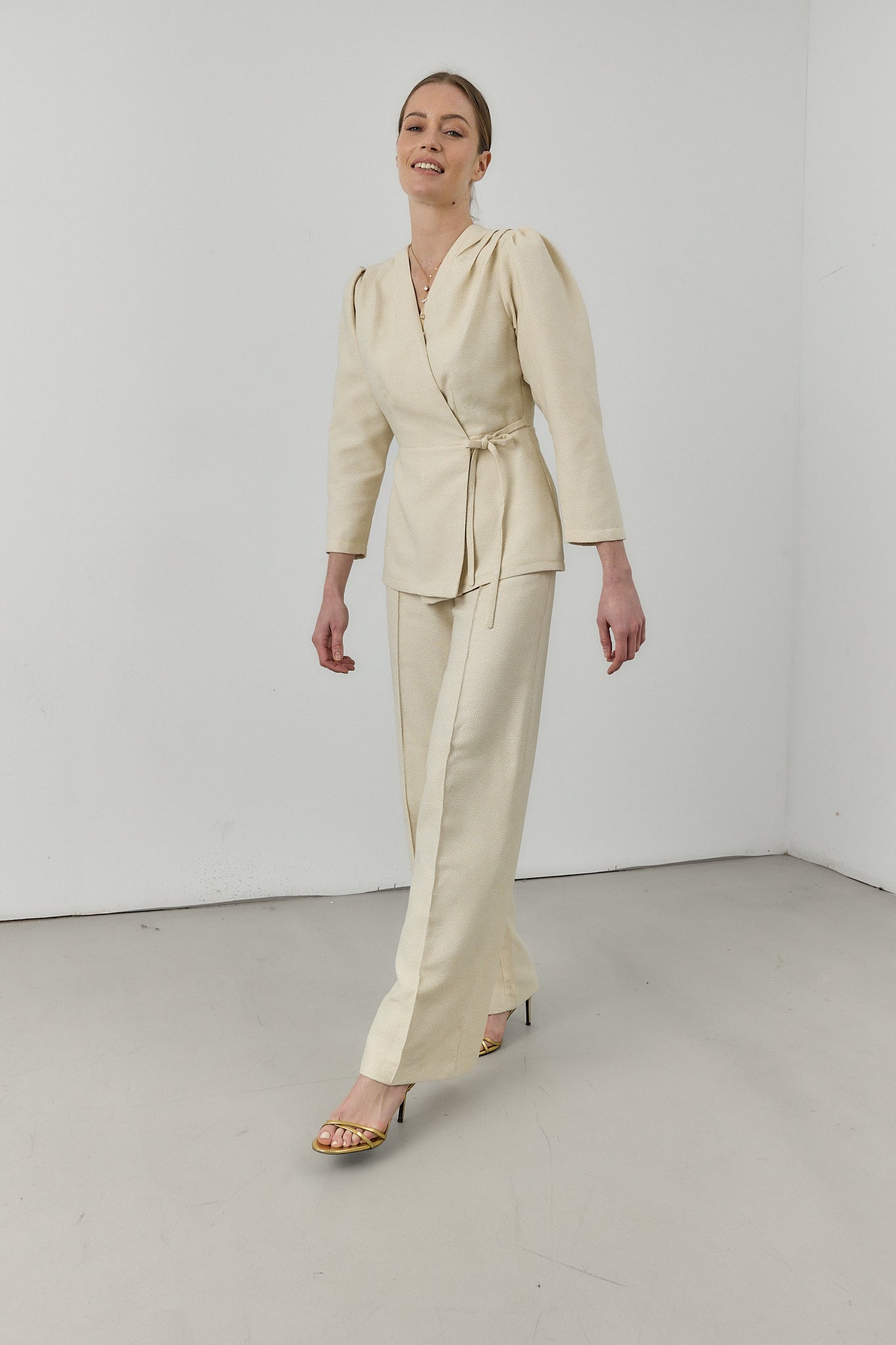 CHAQUETA MILÁN BEIGE
