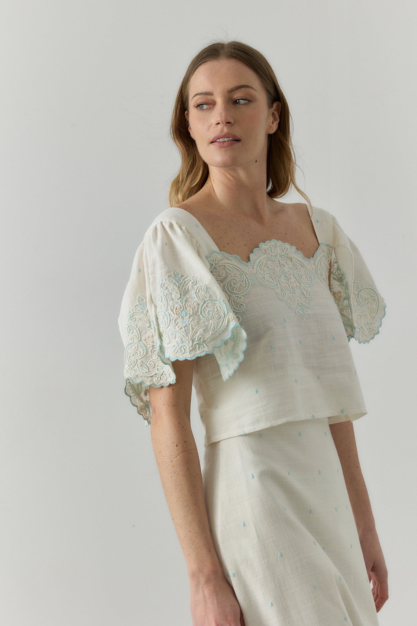 TOP CHLOE